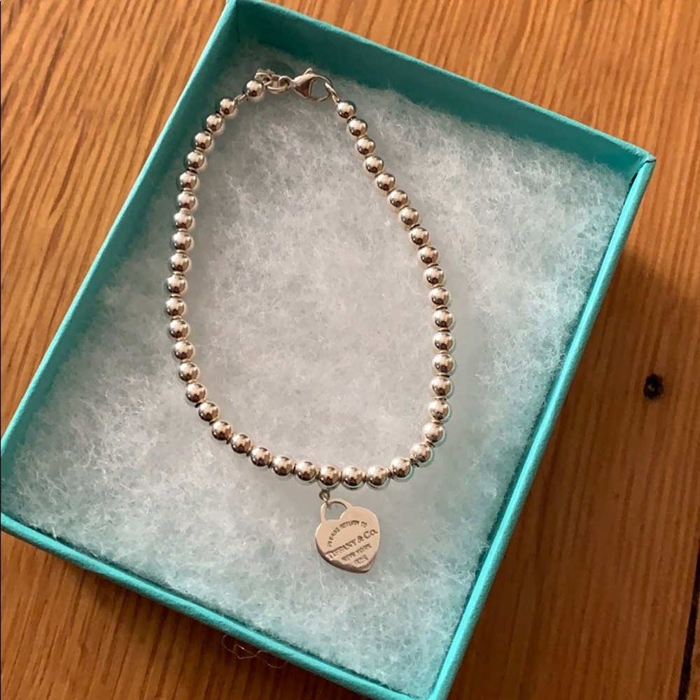 Tiffany & Co beaded heart charm bracelet